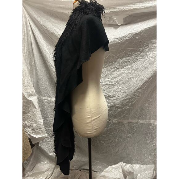 Black Furry Shawl, Half Fuzzy, Half Normal. about 100 inches, or 8 1/4 Feet Long - Picture 2 of 6